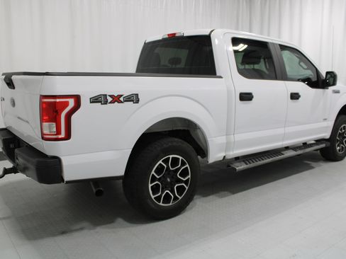 Used 2017 Ford F150 XL w/ Equipment Group 101A Mid AWD/4WD image 6