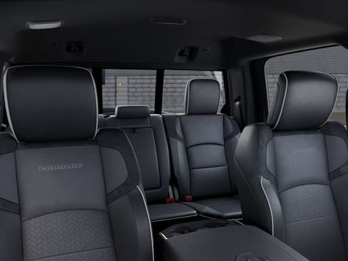 New 2026 RAM 3500 Laramie AWD/4WD image 27