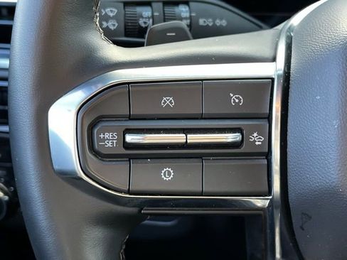 Used 2025 GMC Yukon XL Denali image 25