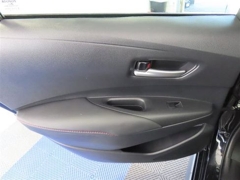 Used 2025 Toyota Corolla SE FWD image 26