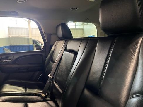Used 2013 Chevrolet Tahoe LT w/ Luxury Package image 17