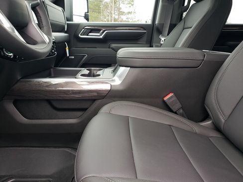 New 2026 Chevrolet Silverado 3500 LTZ w/ LTZ Plus Package image 25