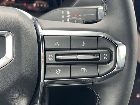 New 2025 GMC Acadia Elevation image 14