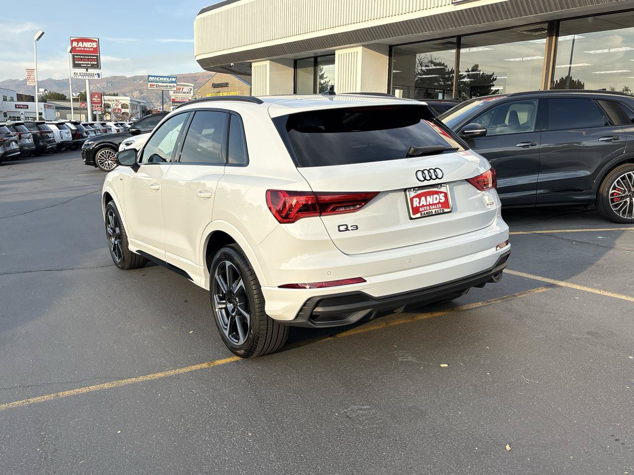 Used 2025 Audi Q3 2.0T Premium Plus AWD/4WD image 5