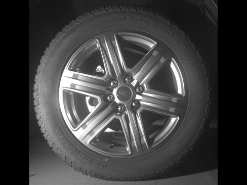 Used 2019 Ford F150 XLT w/ Equipment Group 302A Luxury AWD/4WD image 11