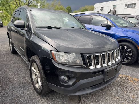 Used 2014 Jeep Compass Sport w/ Power Value Group AWD/4WD image 3