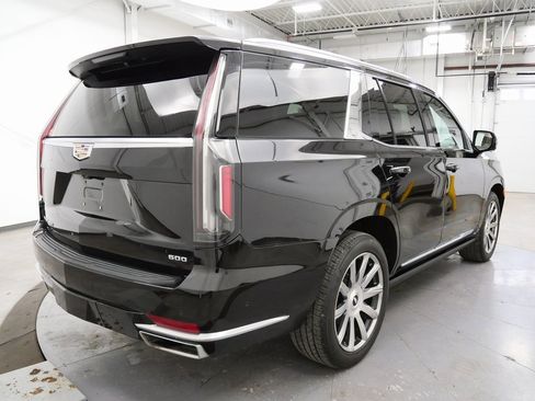 Used 2021 Cadillac Escalade Premium Luxury Platinum image 7