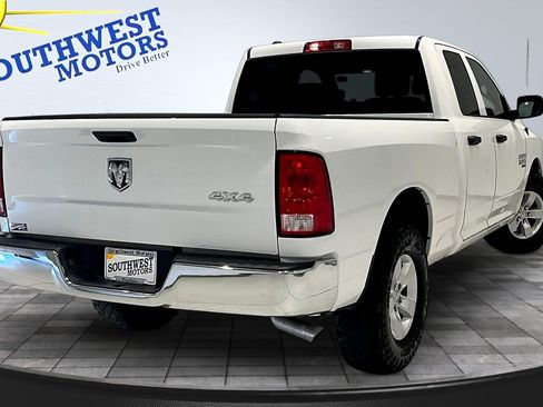 Used 2024 RAM 1500 Classic SLT AWD/4WD image 7