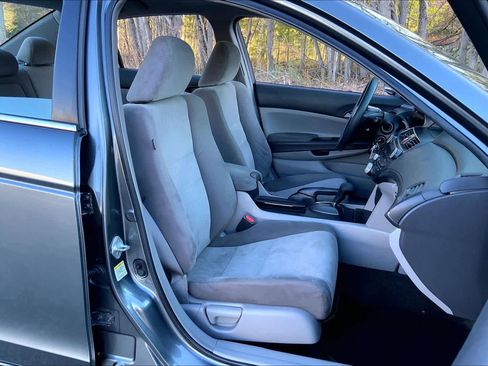 Used 2009 Honda Accord LX image 7
