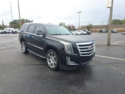 Used 2017 Cadillac Escalade Luxury