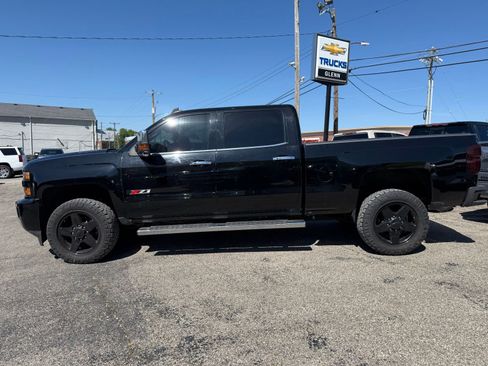 Used 2015 Chevrolet Silverado 2500 LTZ w/ Duramax Plus Package AWD/4WD image 3