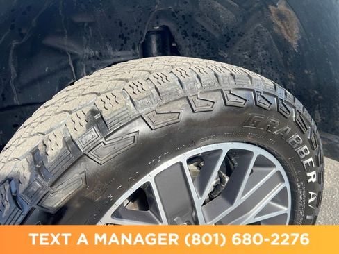 Used 2024 Jeep Wrangler High Altitude AWD/4WD image 27