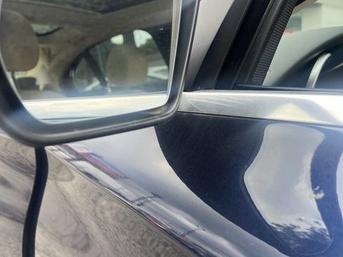 Used 2015 Mercedes-Benz C 300 4MATIC Sedan image 9