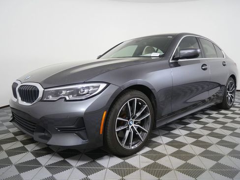 Used 2019 BMW 330i Sedan w/ Convenience Package image 7