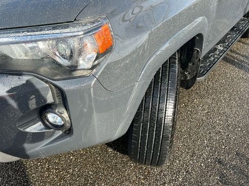 Certified 2024 Toyota 4Runner TRD Off-Road image 3