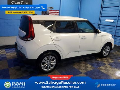 Used 2020 Kia Soul LX FWD image 4