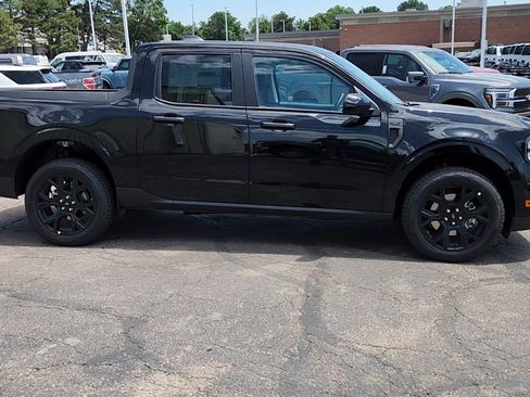 New 2025 Ford Maverick XLT w/ XLT Luxury Package image 11