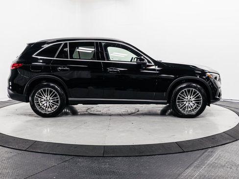 Certified 2026 Mercedes-Benz GLC 300 4MATIC image 31