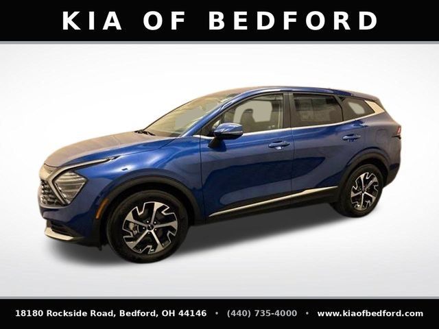 Certified 2025 Kia Sportage EX FWD image 7