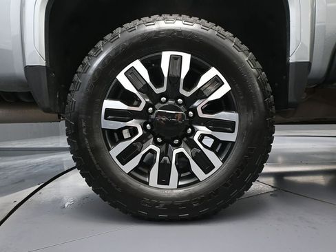 Used 2025 GMC Sierra 3500 Denali Ultimate image 17