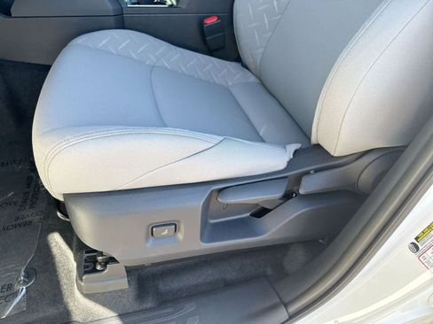 New 2025 Toyota Tacoma SR5 image 18
