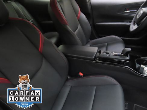 Used 2025 Toyota Prius Plug-In Hybrid image 25