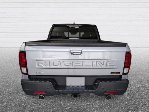 Used 2025 Honda Ridgeline TrailSport+ image 4