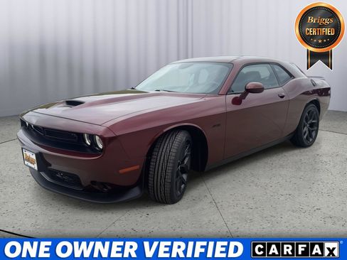 Used 2023 Dodge Challenger R/T RWD image 1