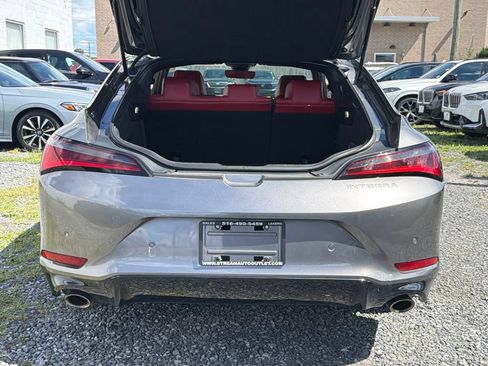 Used 2023 Acura Integra A-Spec w/ Technology Package FWD image 9