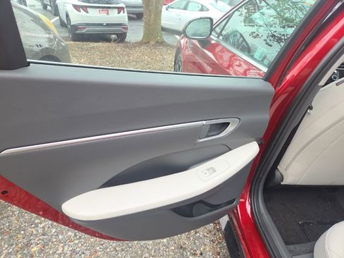 Used 2024 Hyundai Sonata SEL image 9