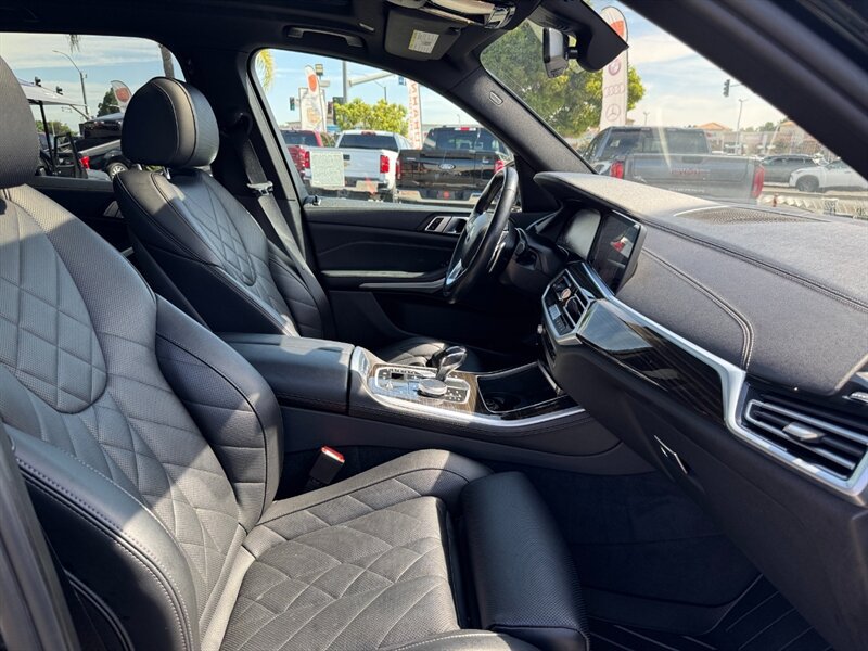 Used 2023 BMW X5 xDrive45e AWD/4WD image 46