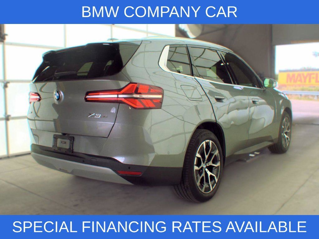 Used 2026 BMW X3 xDrive30i w/ Premium Package AWD/4WD image 5