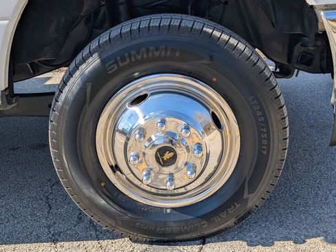 Used 2017 Ford F350 XL w/ Power Equipment Group AWD/4WD image 17