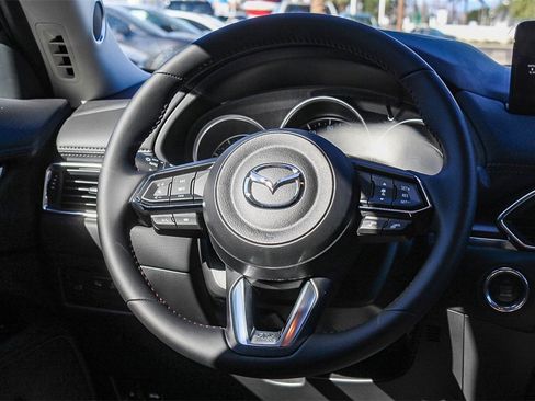 New 2025 MAZDA CX-5 Carbon Edition image 17