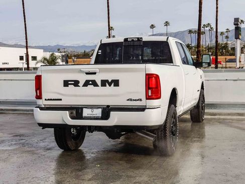 New 2026 RAM 2500 Laramie AWD/4WD image 9
