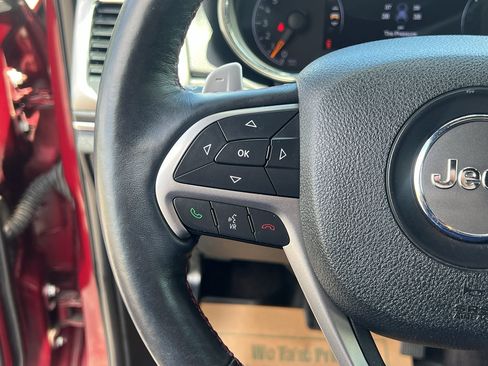 Used 2017 Jeep Grand Cherokee Trailhawk AWD/4WD image 29
