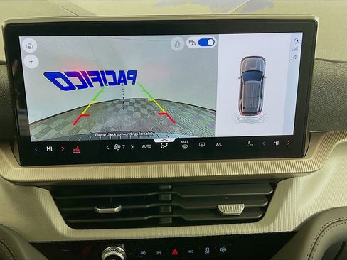 Used 2025 Ford Explorer Active image 20