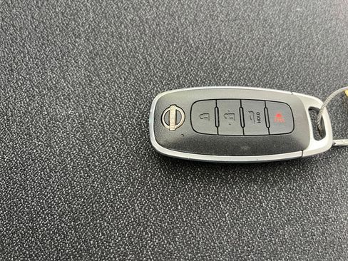 Used 2025 Nissan Sentra SV FWD image 21