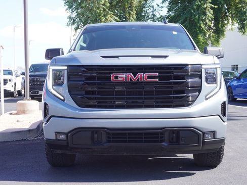 Used 2025 GMC Sierra 1500 Elevation w/ X31 Off-Road Package image 5