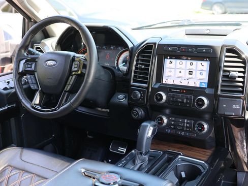 Used 2019 Ford F150 Lariat w/ Equipment Group 502A Luxury AWD/4WD image 78