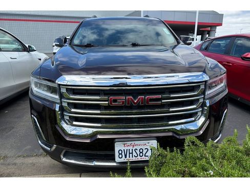 Used 2021 GMC Acadia SLE w/ Driver Convenience Package FWD image 3