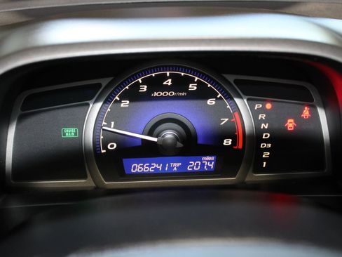 Used 2011 Honda Civic LX image 12