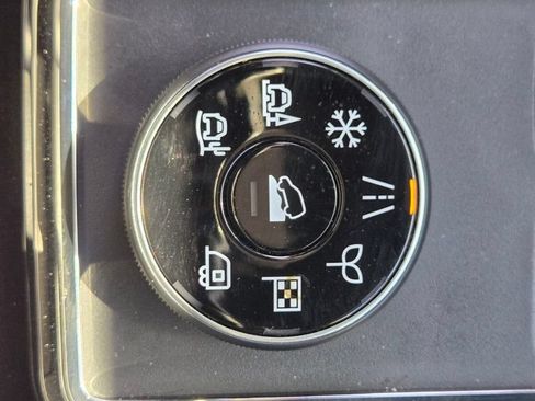 Used 2025 Nissan Pathfinder Rock Creek AWD/4WD image 29