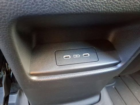 Used 2024 Honda CR-V EX-L image 11