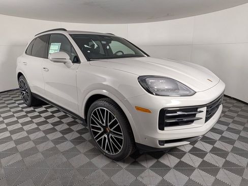 New 2026 Porsche Cayenne image 9