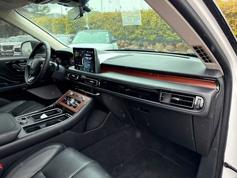 Certified 2024 Lincoln Aviator Reserve w/ Equipment Group 201A AWD/4WD image 33