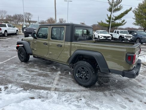 New 2026 Jeep Gladiator Sport image 24