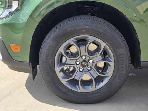 New 2025 Ford Maverick XLT w/ XLT Luxury Package FWD image 7