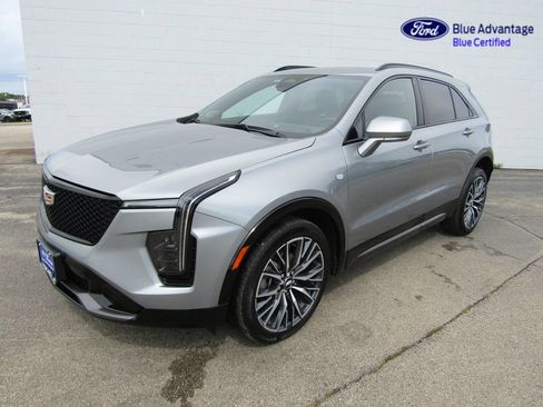 Used 2024 Cadillac XT4 Sport AWD/4WD image 8