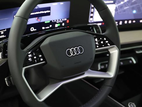 New 2026 Audi Q3 quattro 2.0T AWD/4WD image 16